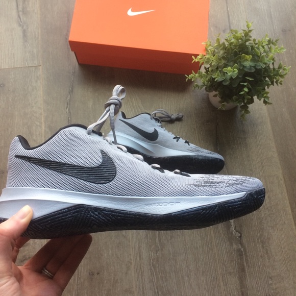 NWT 🏀 Nike Zoom Evidence II - Picture 2 of 6